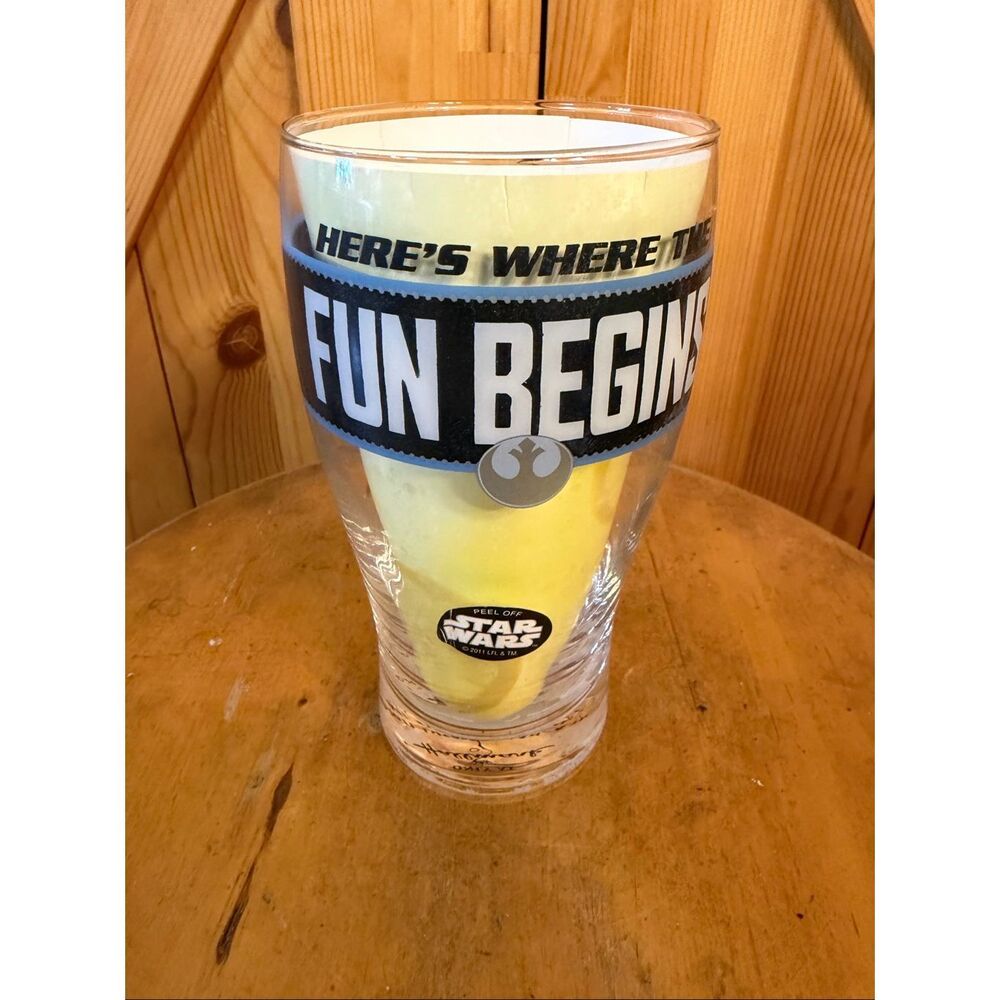 HALLMARK STAR WARS PUB GLASS HERE'S WHERE THE FUN BEGINS (7492)